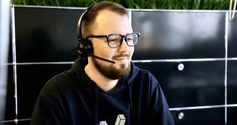 Staff with headset during live counselling